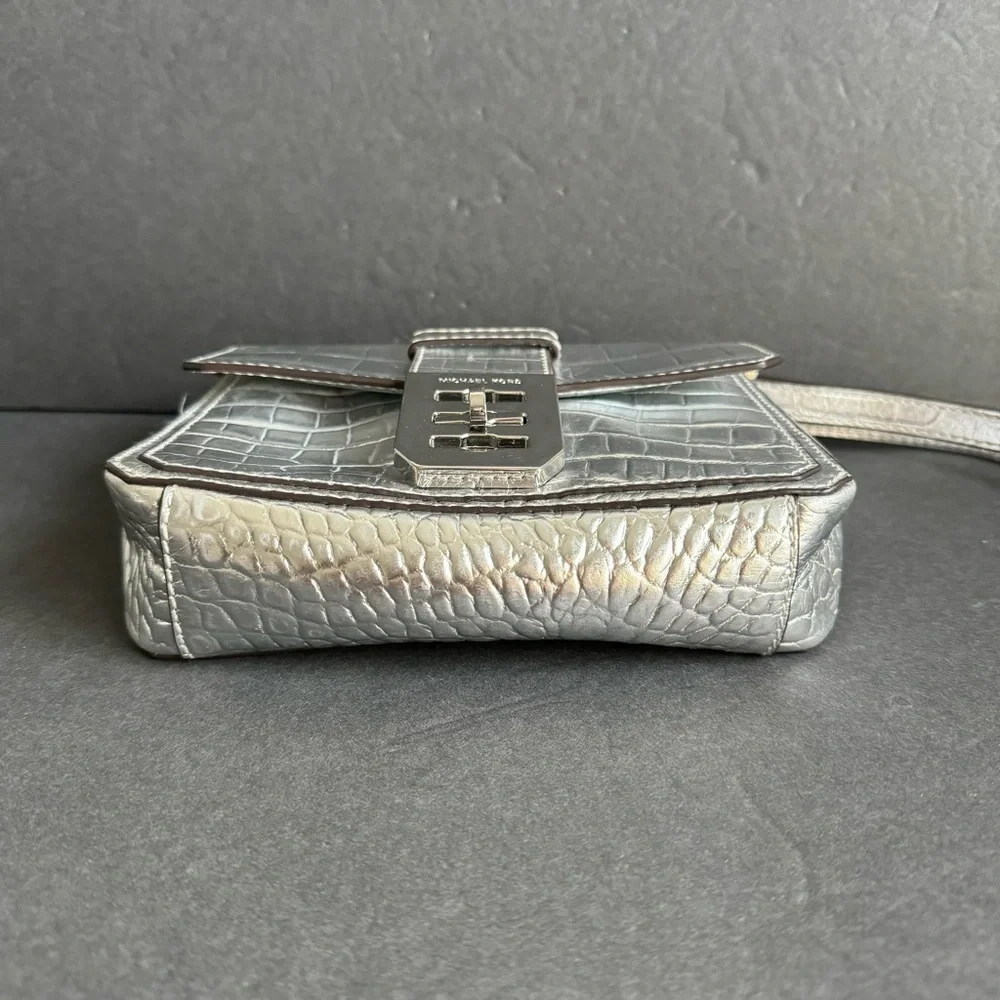 Michael Kors Silver Croc Embossed Crossbody Bag Mila Purse‎ Metallic Crocodile